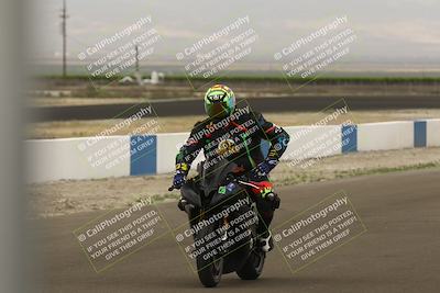 media/Apr-18-2025-TrackDaz (Fri) [[45f5874c44]]/Around the Pits/Grid/
